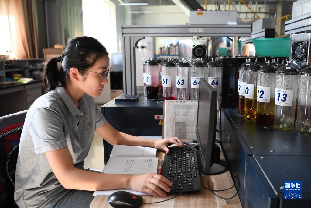 游戏中心正版下载